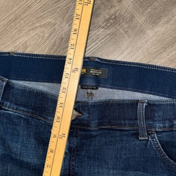 Lee Plus Womens Flex Motion Bootcut Jeans Mid Rise 22W Petite Regular Fit Dark W - Picture 9 of 11